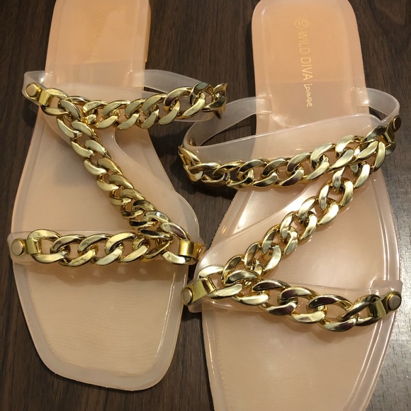 New Wild Diva Lounge Peach Plastic Jelly Flat sandals Size 10 Gold chain Braided - Picture 13 of 16